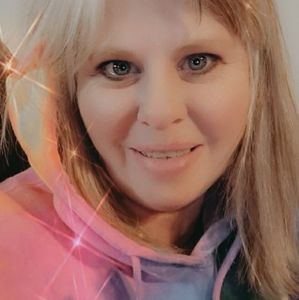 Meet your Posher, Sherry